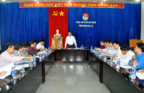 Bí thư T.Ư Đoàn Nguyễn Long Hải phát biểu tại buổi làm việc với Tỉnh Đoàn Gia Lai